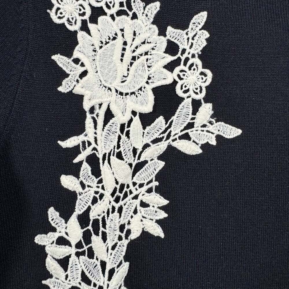 CeCe NWT Long Sleeve Dress With Embroidery Detail - Picture 3 of 7